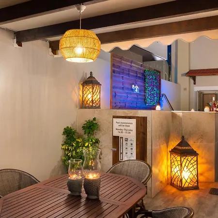 Casa Di Famiglia Rhodes